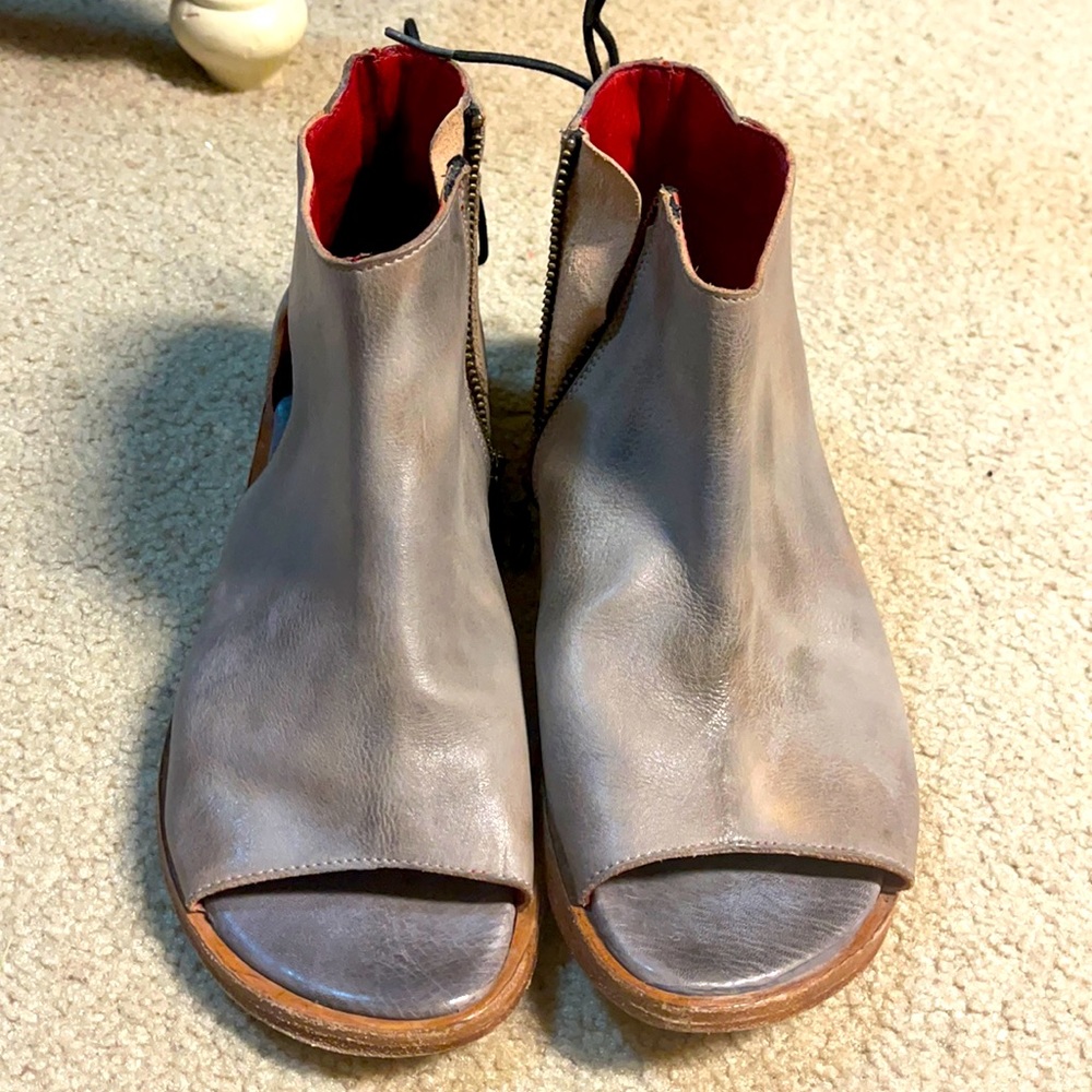 New style Bedstu Sandals